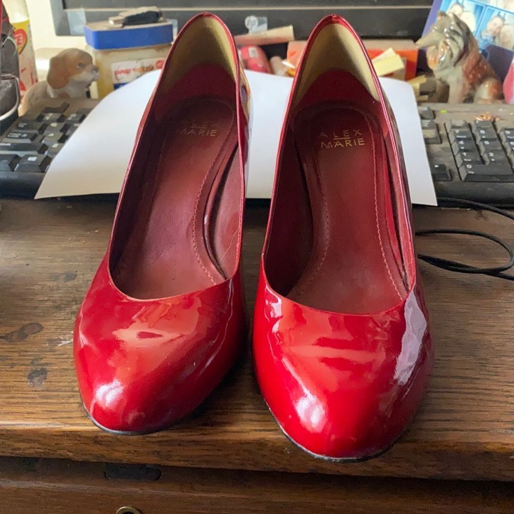 Alex Marie red heels sz. 8 M